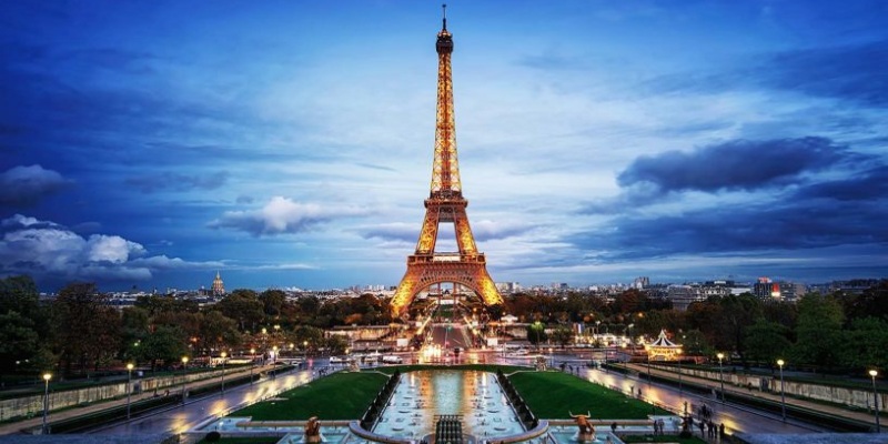 Paris Evening City Tour